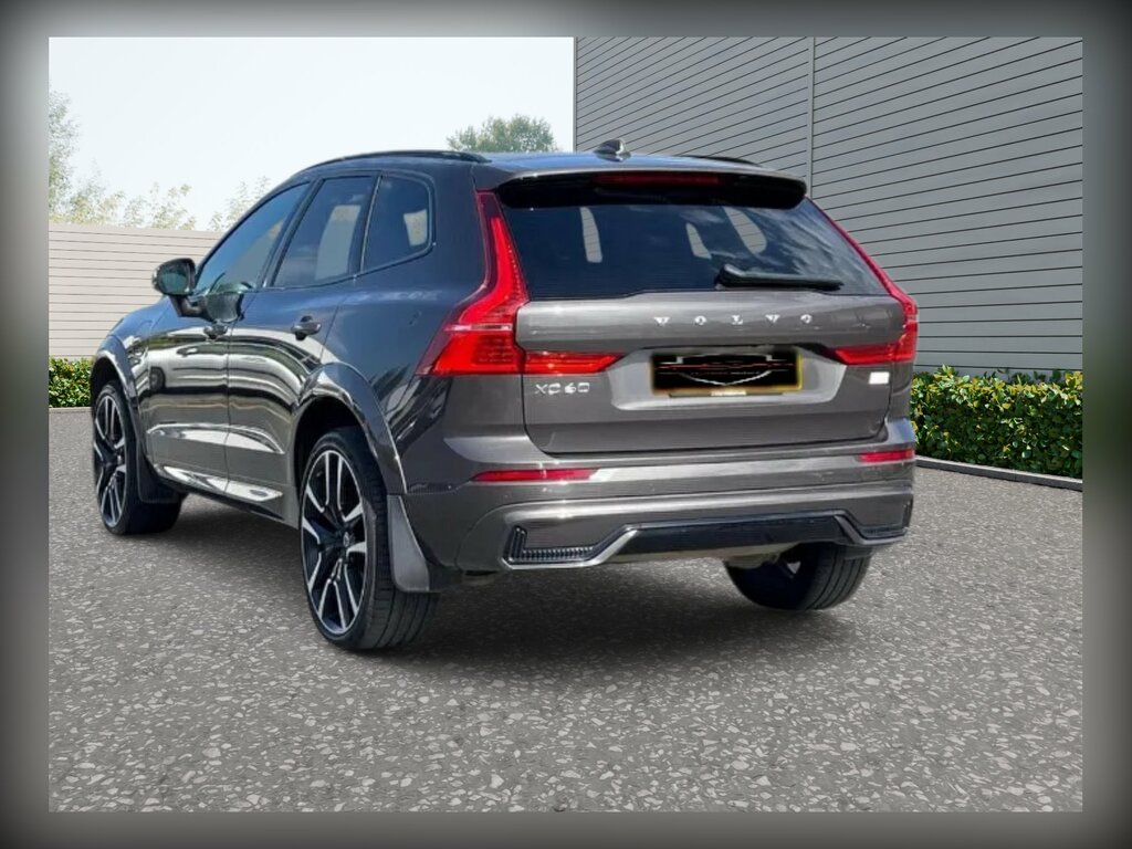 Volvo XC60 2.0H T8 Recharge 11.6Kwh R-design Pro Suv Petr Grey #2
