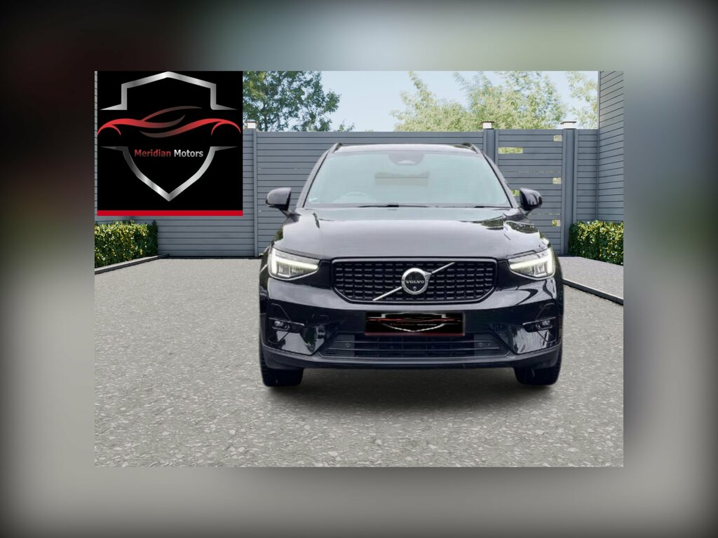 Volvo XC40 2.0 B3 Mhev Plus Dark Suv Hybrid Dct Au Black