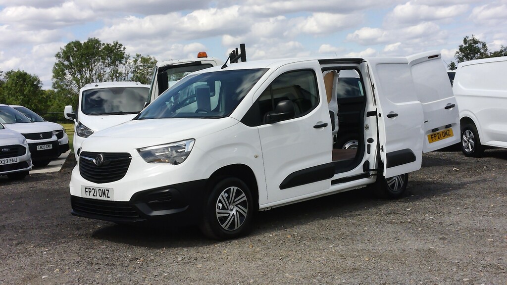 Vauxhall Combo 2000 Dynamic L1 Swb With Only 62.000 Miles,air Con FP21OMZ #2