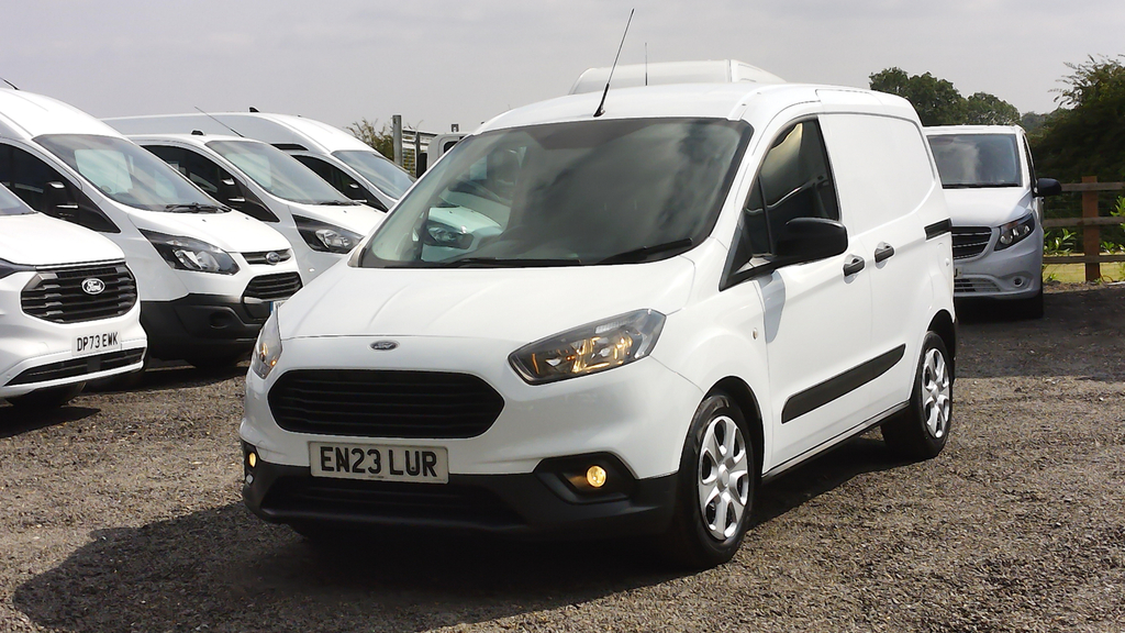 Ford Transit Courier Courier 1.5 Tdci 100Ps Limited Van 6 Speed White #22