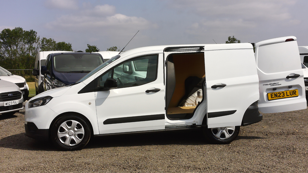 Ford Transit Courier Courier 1.5 Tdci 100Ps Limited Van 6 Speed White #9
