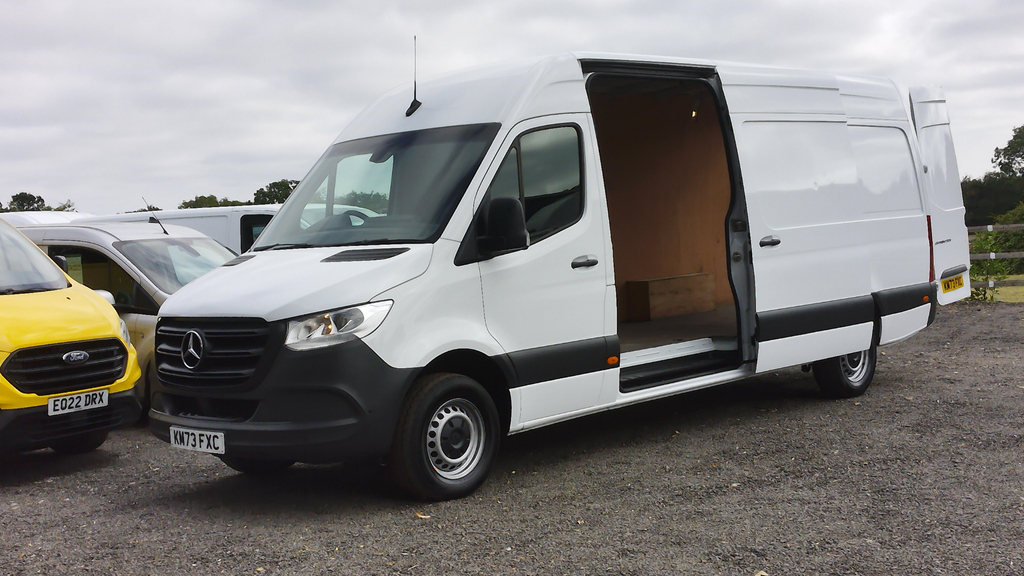 Mercedes-Benz Sprinter 315 Progressive Lwb L3 H2 Rwd In White,rear Park A  #2