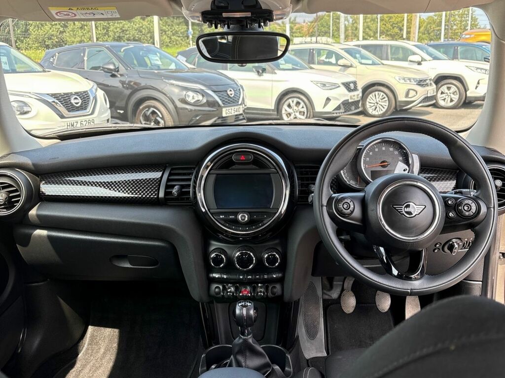 Mini Hatch S Classic YY69LWP Silver #2