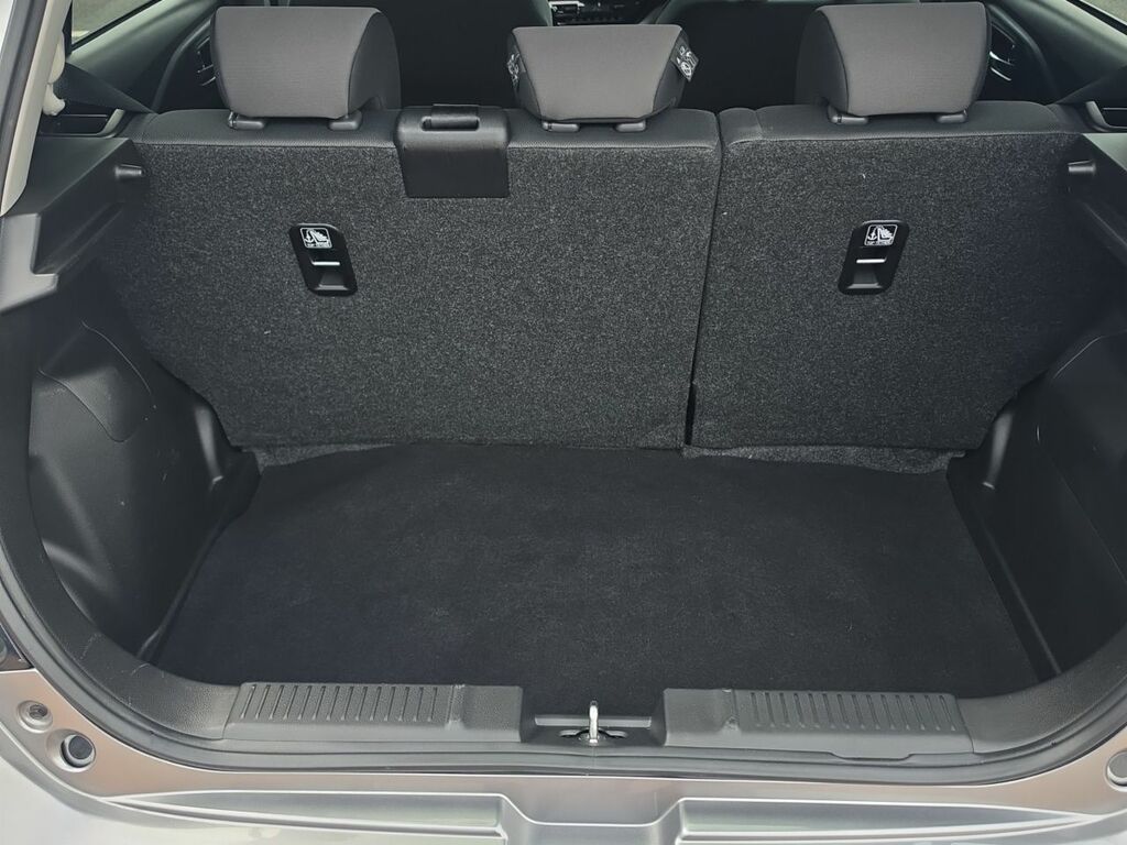 Suzuki Swift 1.2 Mild Hybrid Motion Yellow #32