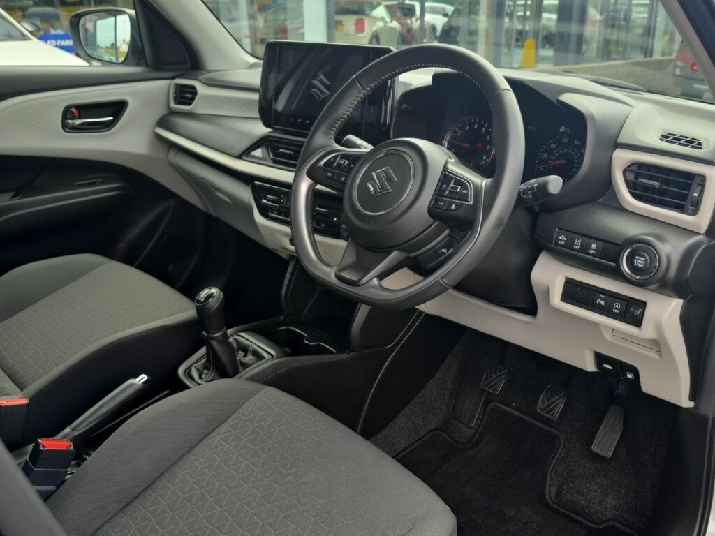 Suzuki Swift 1.2 Mild Hybrid Motion Yellow #11