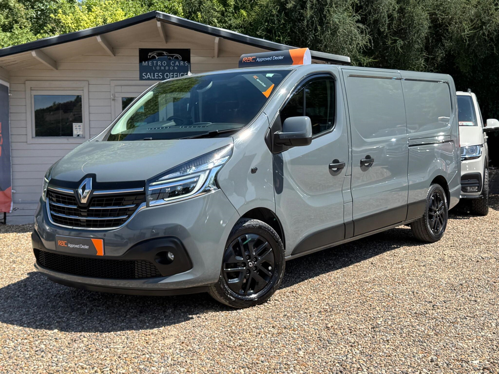 Renault Trafic 2.0 Dci Energy 30 Sport Nav Edc Lwb Standard Roof Grey