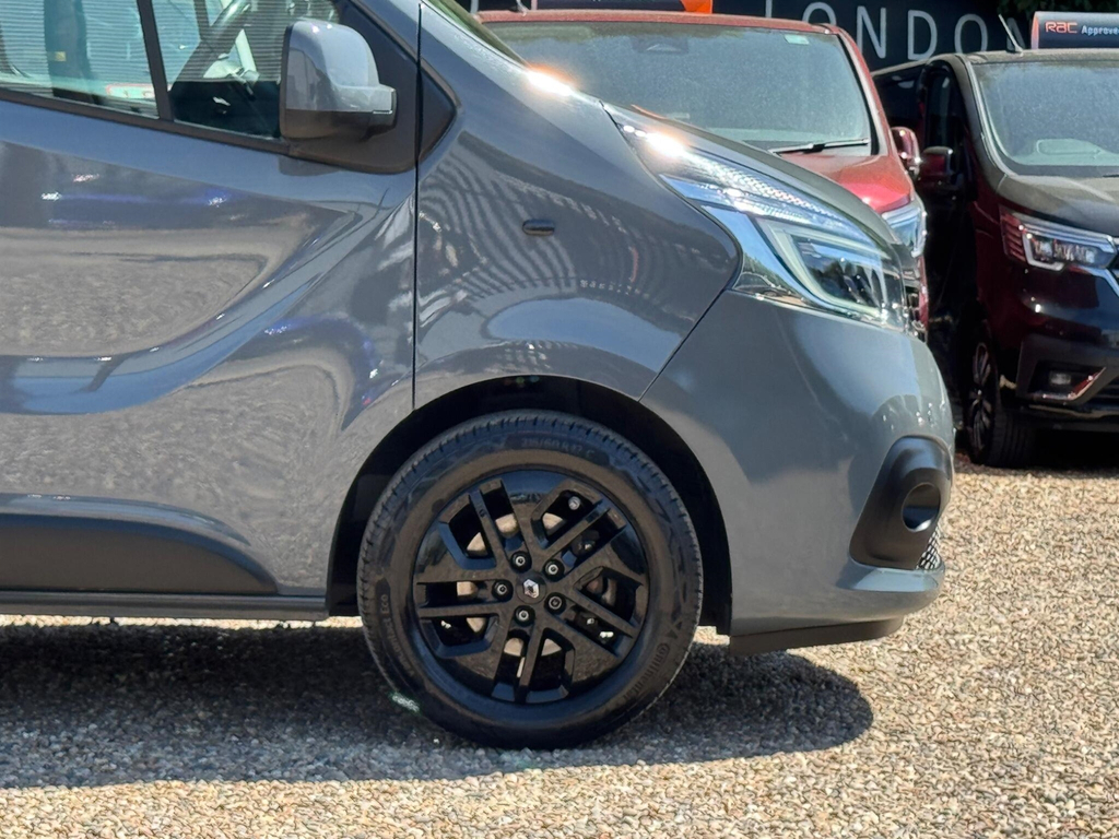 Renault Trafic 2.0 Dci Energy 30 Sport Nav Edc Lwb Standard Roof Grey #5