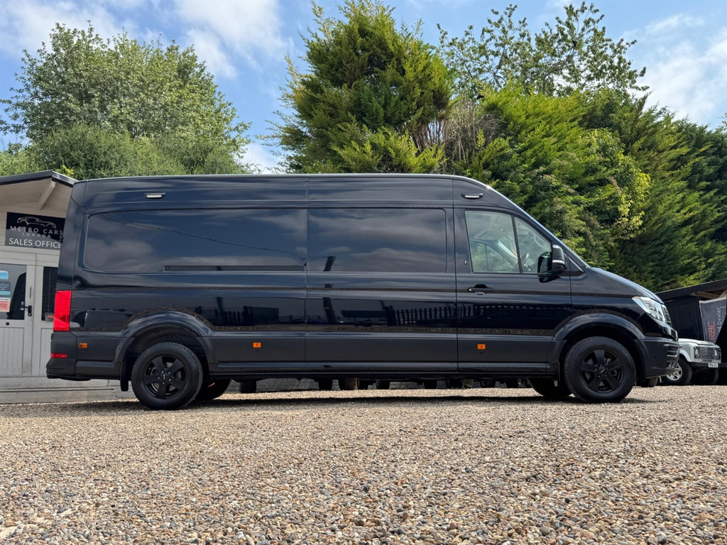 Volkswagen Crafter White #17