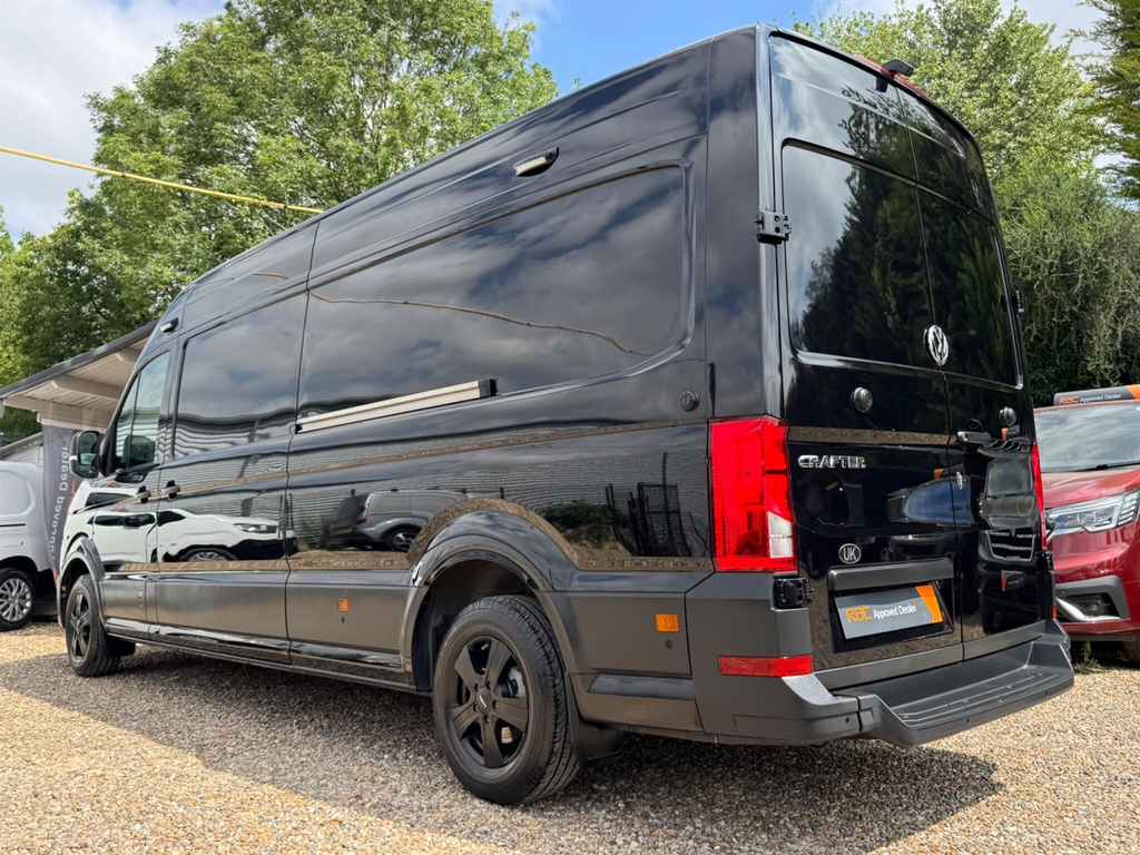Volkswagen Crafter White #11