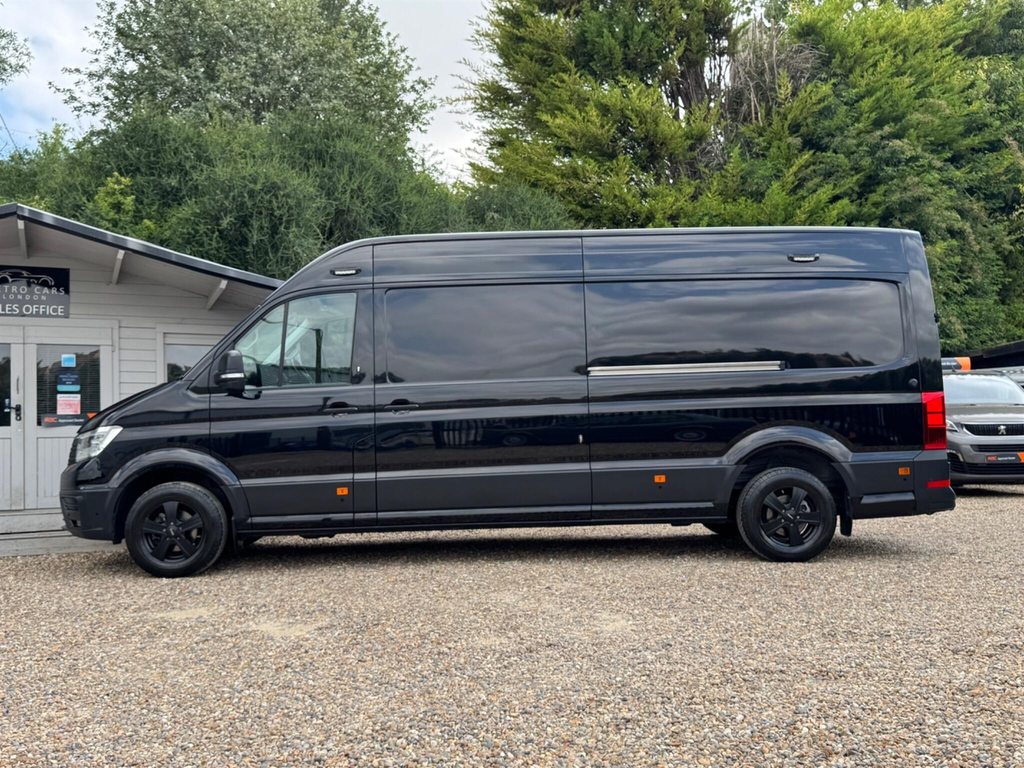 Volkswagen Crafter White #9