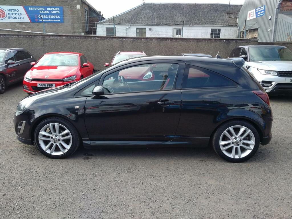 Vauxhall Corsa 1.4 16V Sri Black #3