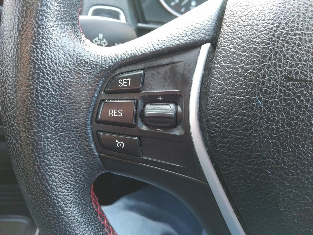 BMW 1 Series Hatchback 118D Se 2013 Blue #39