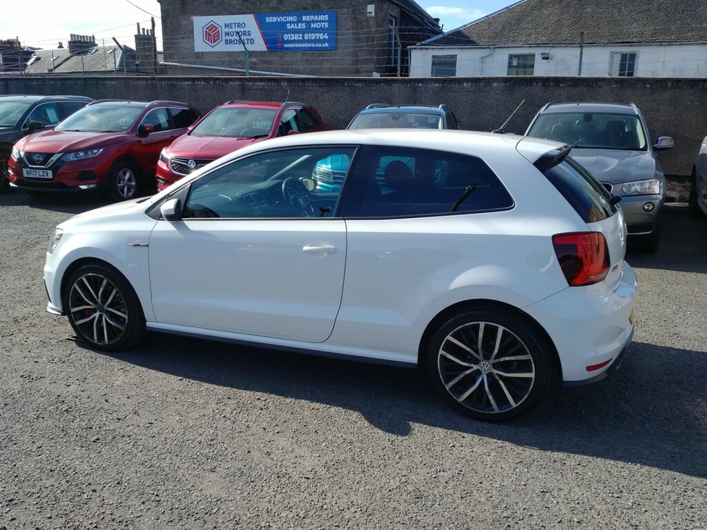 Volkswagen Polo 1.8 Tsi Bluemotion Tech Gti White #4