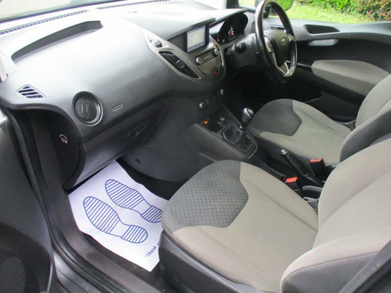 Ford Tourneo Courier Courier White #25