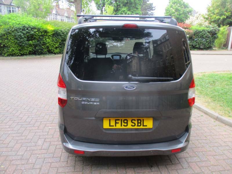 Ford Tourneo Courier Courier White #8
