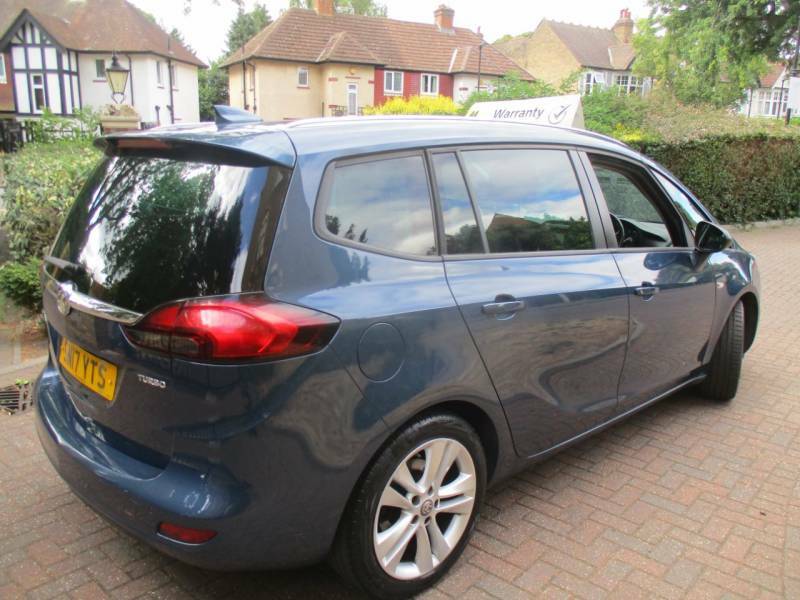 Vauxhall Zafira 1.4T Design 2017 Red #8