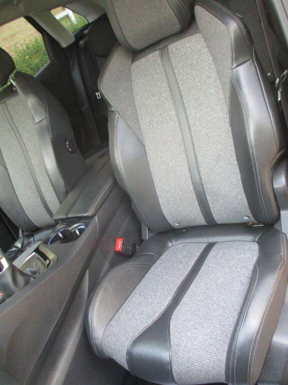 Peugeot 3008 Suv Grey #25