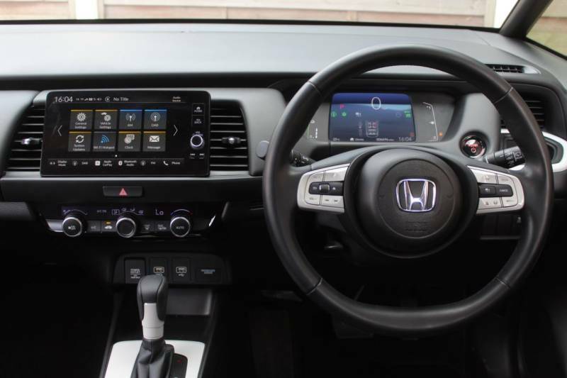 Honda Jazz Jazz Se I-mmd Cvt White #23