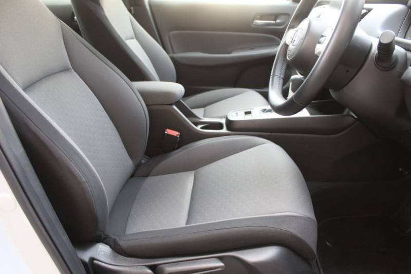 Honda Jazz Jazz Se I-mmd Cvt White #15