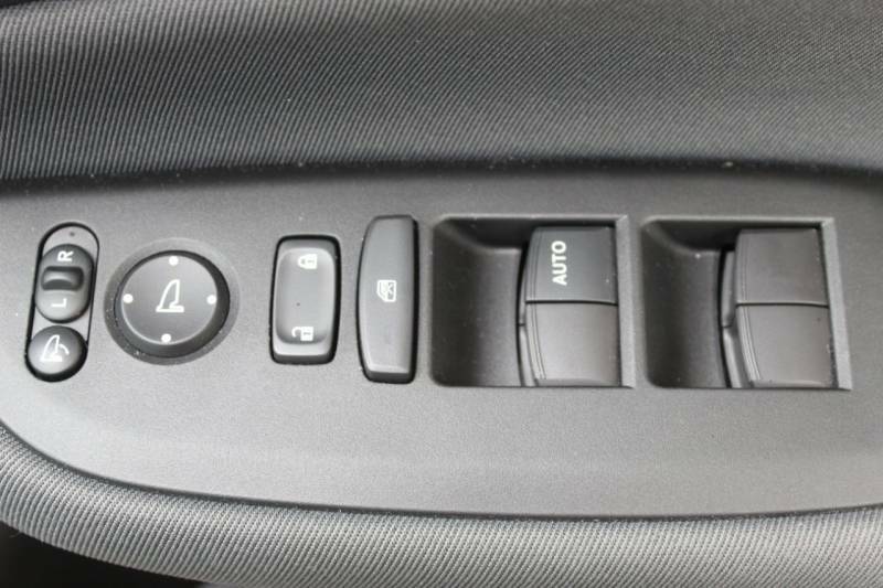 Honda Jazz Jazz Se I-mmd Cvt White #14