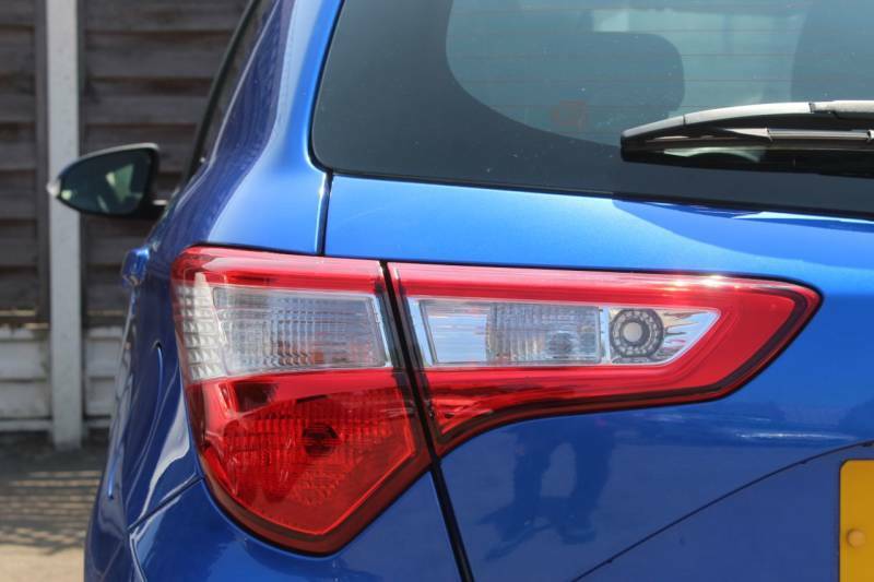 Toyota Yaris 1.5 Hybrid Icon Cvt Blue #6