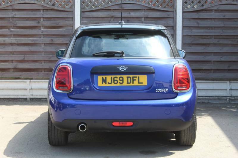 Mini Hatch 1.5 Cooper Classic II - 2019 69 MJ69DFL Blue
