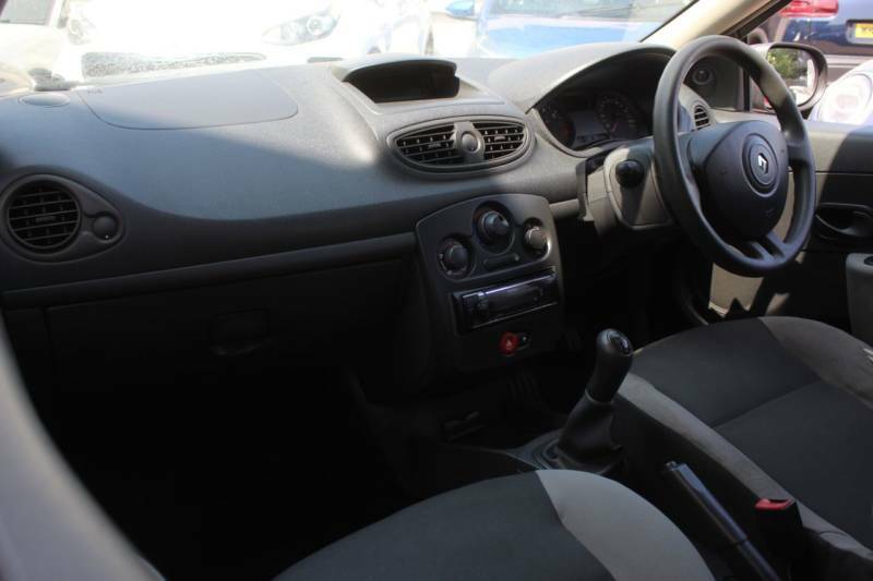Renault Clio 1.2 Dynamique Sport Tourer Euro 4 Blue #21