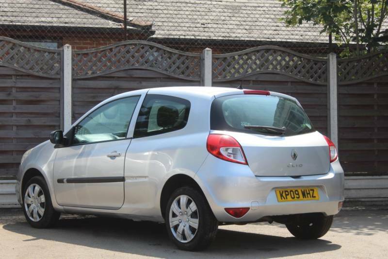 Renault Clio 1.2 Dynamique Sport Tourer Euro 4 Blue #8