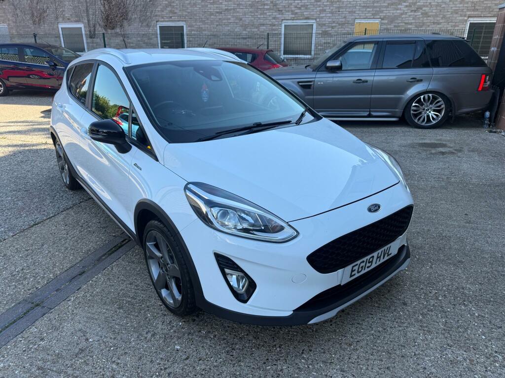 Ford Fiesta Active 1 White