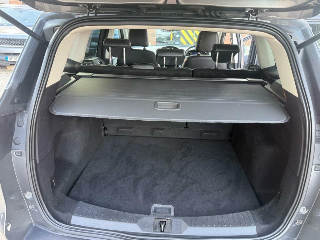 Ford Kuga Titanium X 2.0 Tdci 163Ps Awd White #31