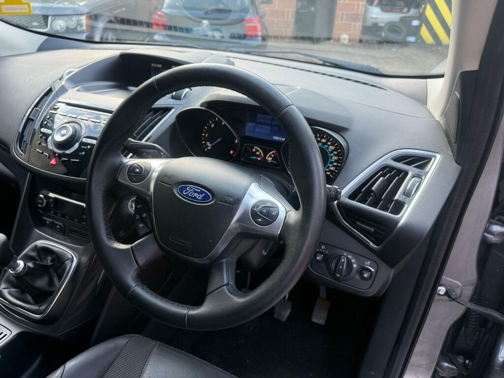 Ford Kuga Titanium X 2.0 Tdci 163Ps Awd White #33