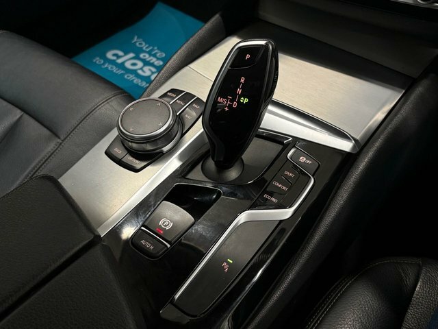 BMW 5 Series Grey #32
