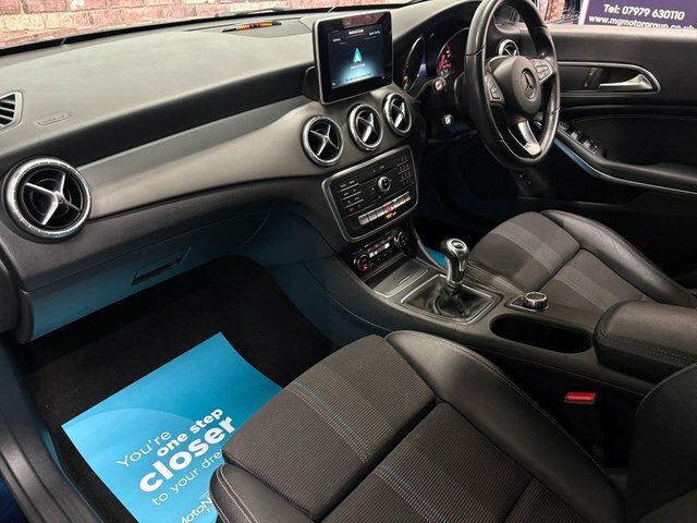 Mercedes-Benz CLA Class 2.1 Cla200d Sport Coupe Euro 6 Blue #2