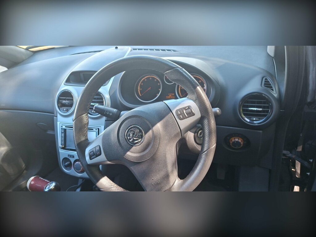 Vauxhall Corsa 2007 1.4I 16V Club Hatchback 14 Silver #4