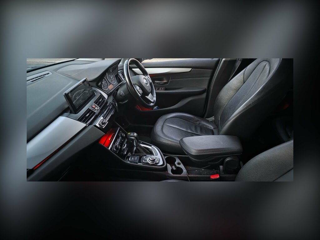 BMW 2 Series Active Tourer Active Tourer Red #4