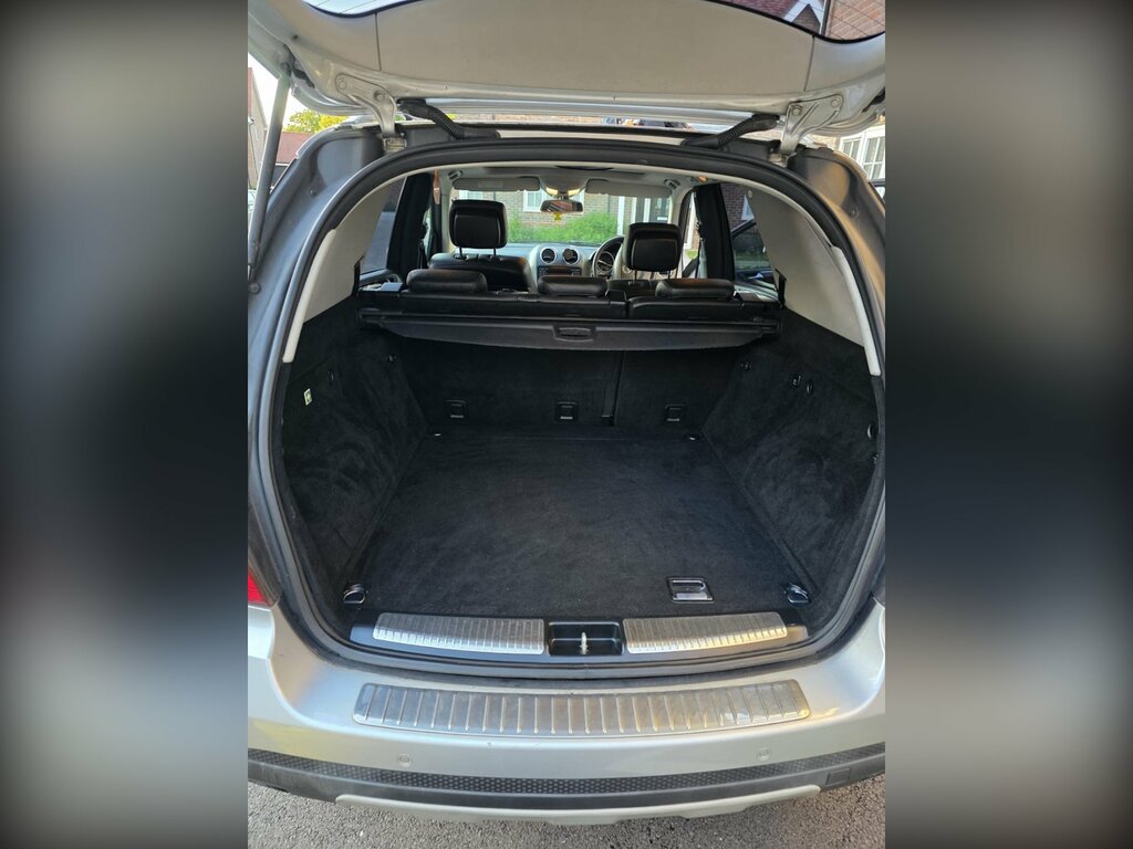 Citroen C4 Cactus Puretech Flair 5-Door Black #4
