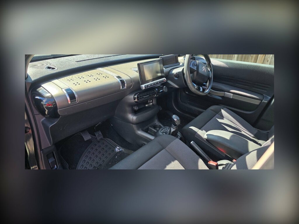 Citroen C4 Cactus Puretech Flair 5-Door Black