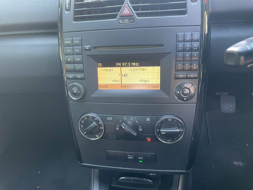 Mercedes-Benz A Class 1.5 A160 Blueefficiency Classic Se Hatchback P Silver #5