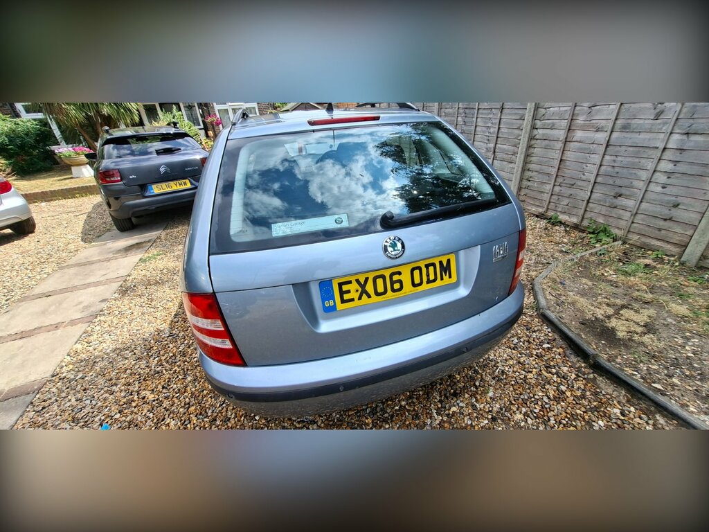 Skoda Fabia 1.4 16V Elegance Estate 182 Grey #5