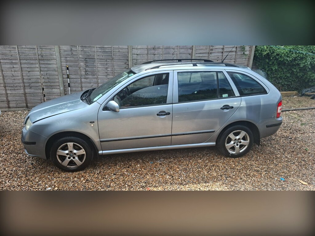 Skoda Fabia 1.4 16V Elegance Estate 182 Grey #2