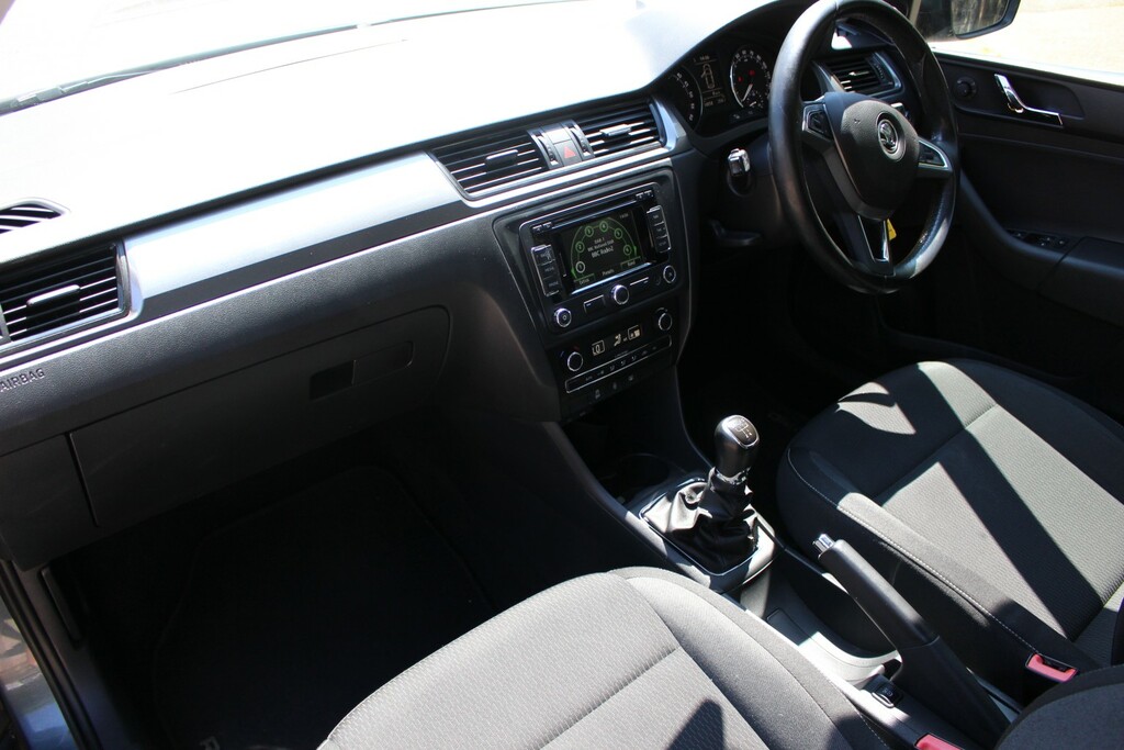 Skoda Rapid Spaceback Spaceback Se Tech Greentech Tsi Green #11