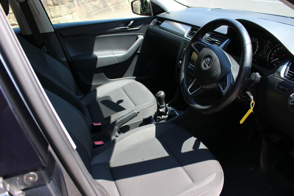 Skoda Rapid Spaceback Spaceback Se Tech Greentech Tsi Green #20