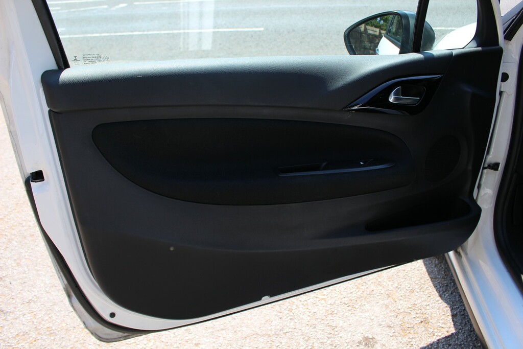 Citroen DS3 1.6 Turbo D Sport, Coupe, Free Road Black #12