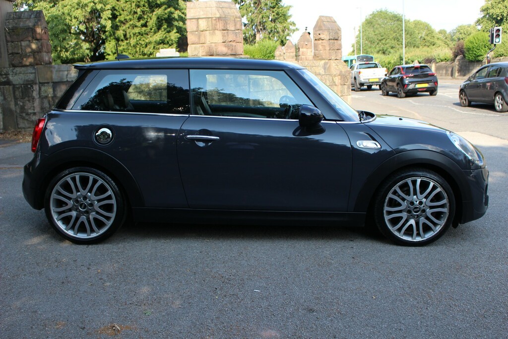 Mini Hatch 2.0 Cooper Sd 3-Door Hatch Grey #2