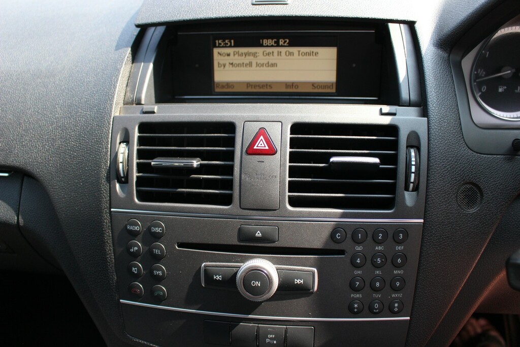 Mercedes-Benz C Class Cdi Blueefficiency Elegance Silver #25