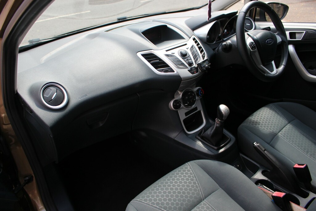 Ford Fiesta Zetec Blue #11
