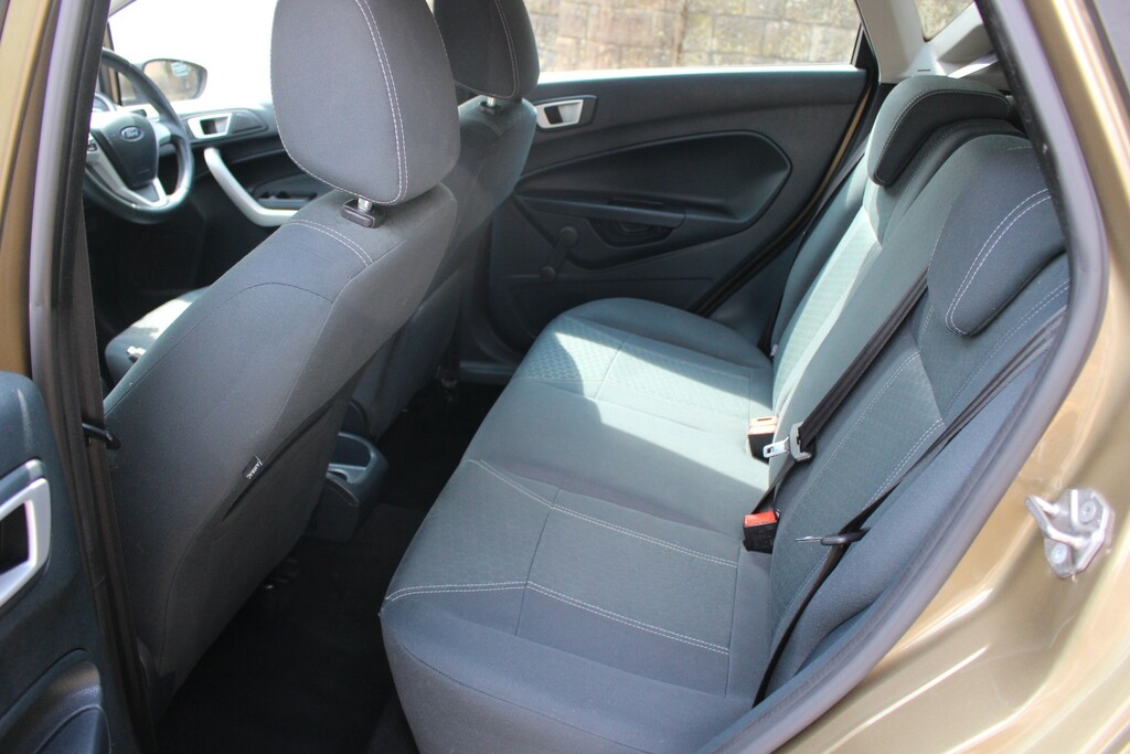 Ford Fiesta Zetec Blue #13