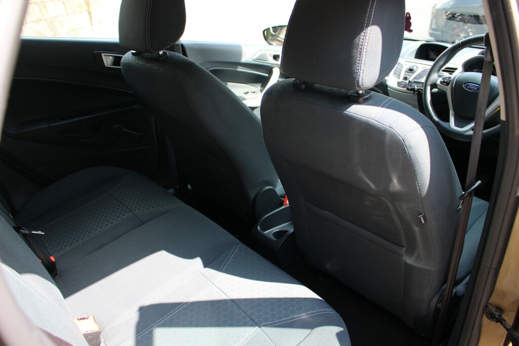 Ford Fiesta Zetec Blue #20