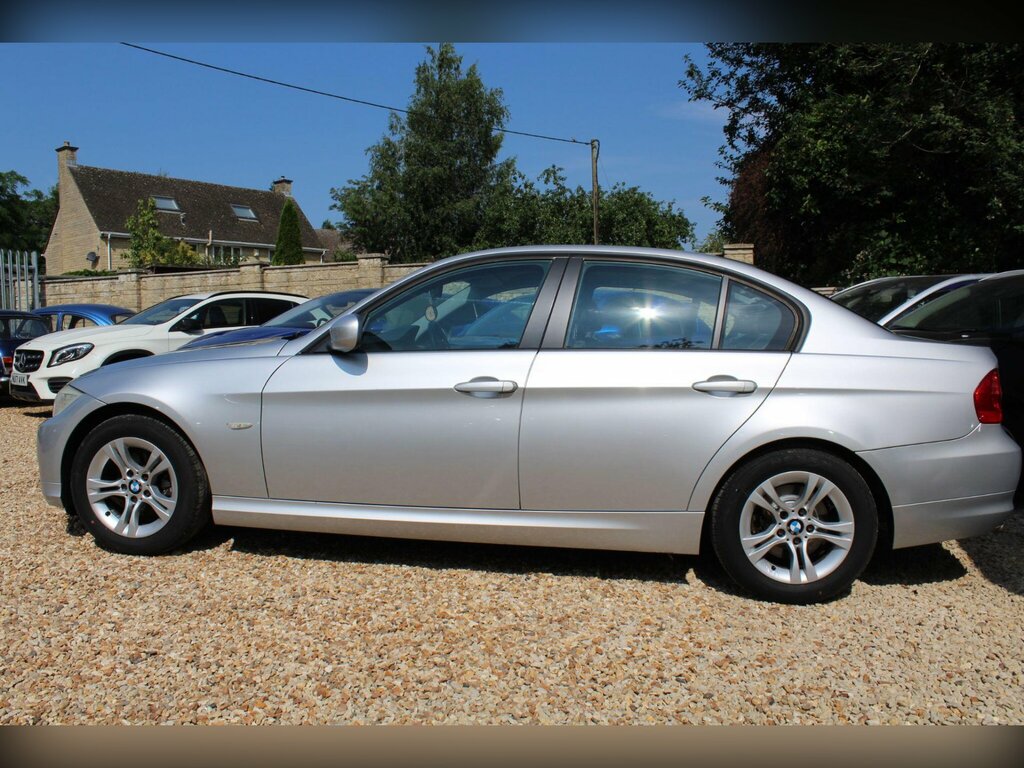 BMW 3 Series 2.0 318D Es Euro 5 YE09LLA Silver #4