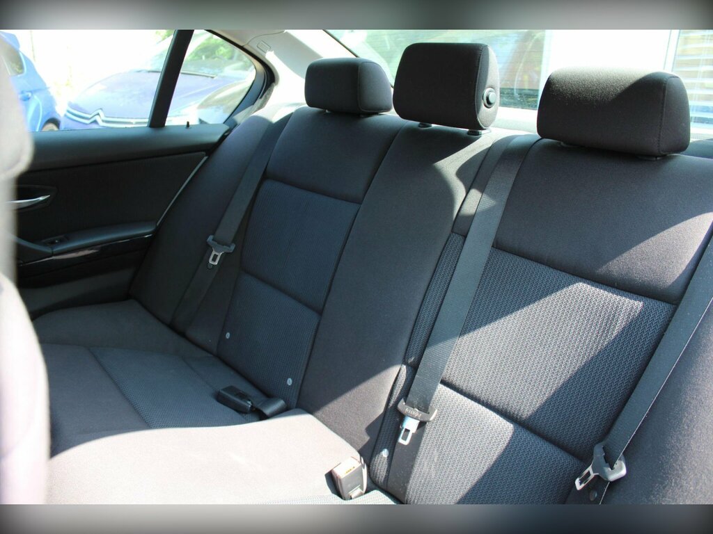 BMW 3 Series 2.0 318D Es Euro 5 YE09LLA Silver #6